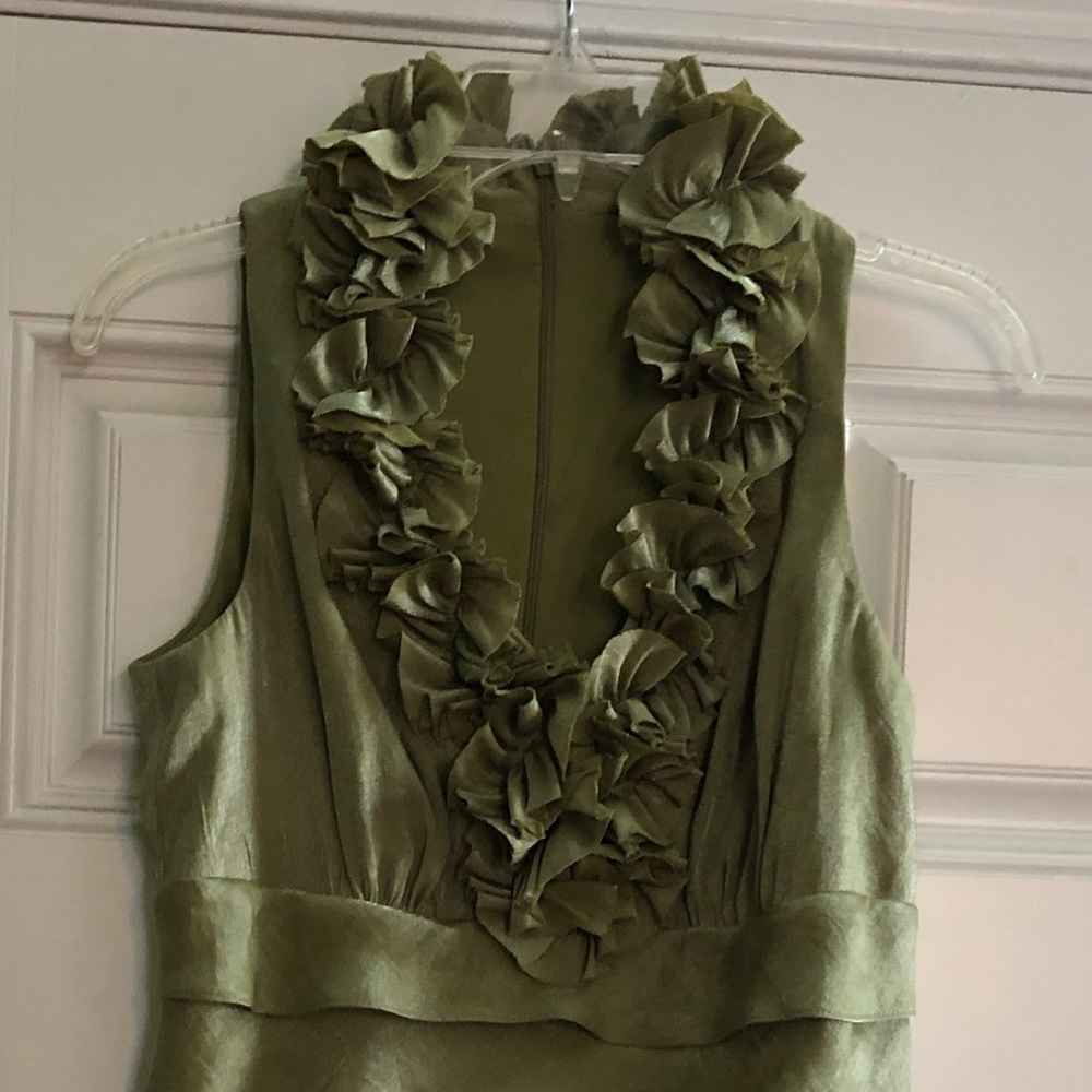 Cute Ruffles - Picture 2 of 3